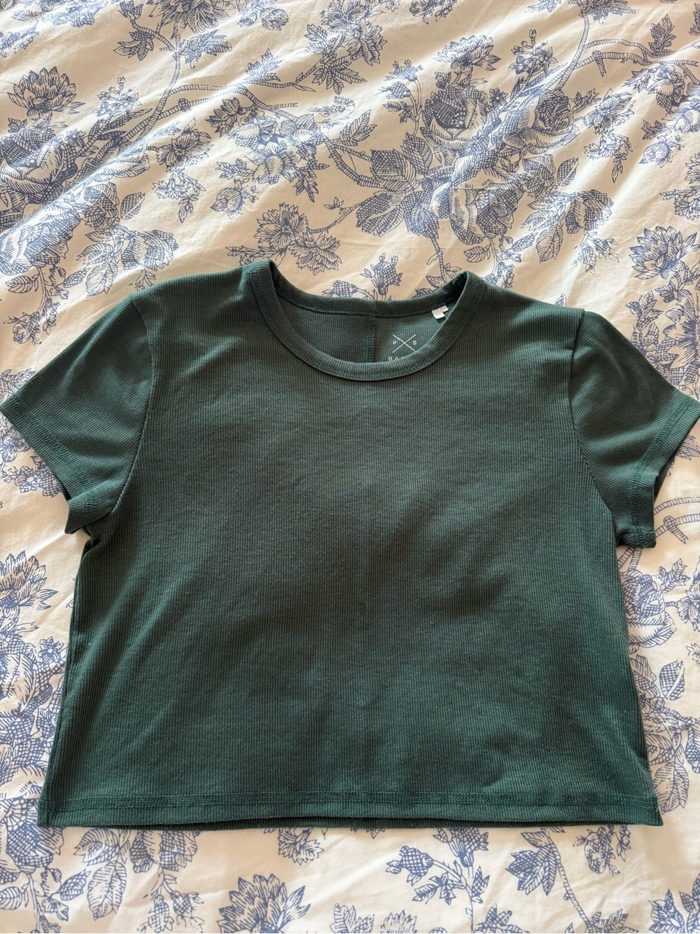 PacSun Dark Green Ribbed Crop Tee